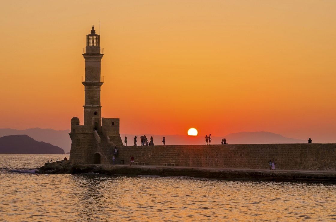 CHANIA - Travel guide for holidays in Chania - flights, hotels, beaches and other information