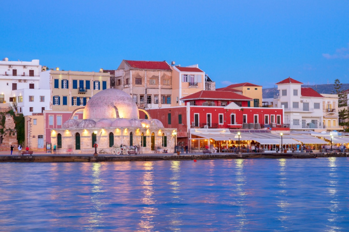 CHANIA - Travel guide for holidays in Chania - flights, hotels, beaches and other information